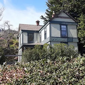 Sea Birds Bed & Breakfast
